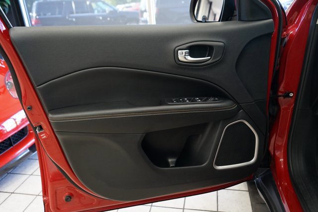 Used 2021 Jeep Compass Latitude image 21