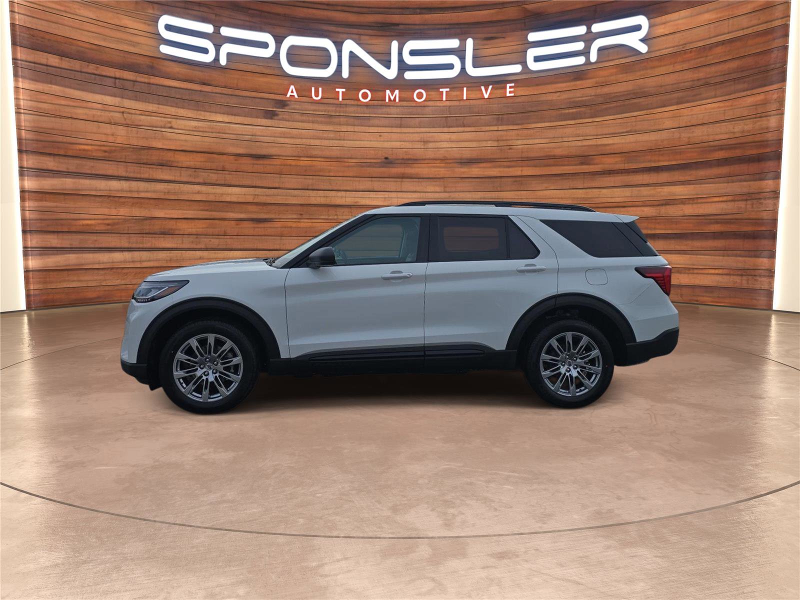 New 2026 Ford Explorer Active w/ Active Comfort Package image 2