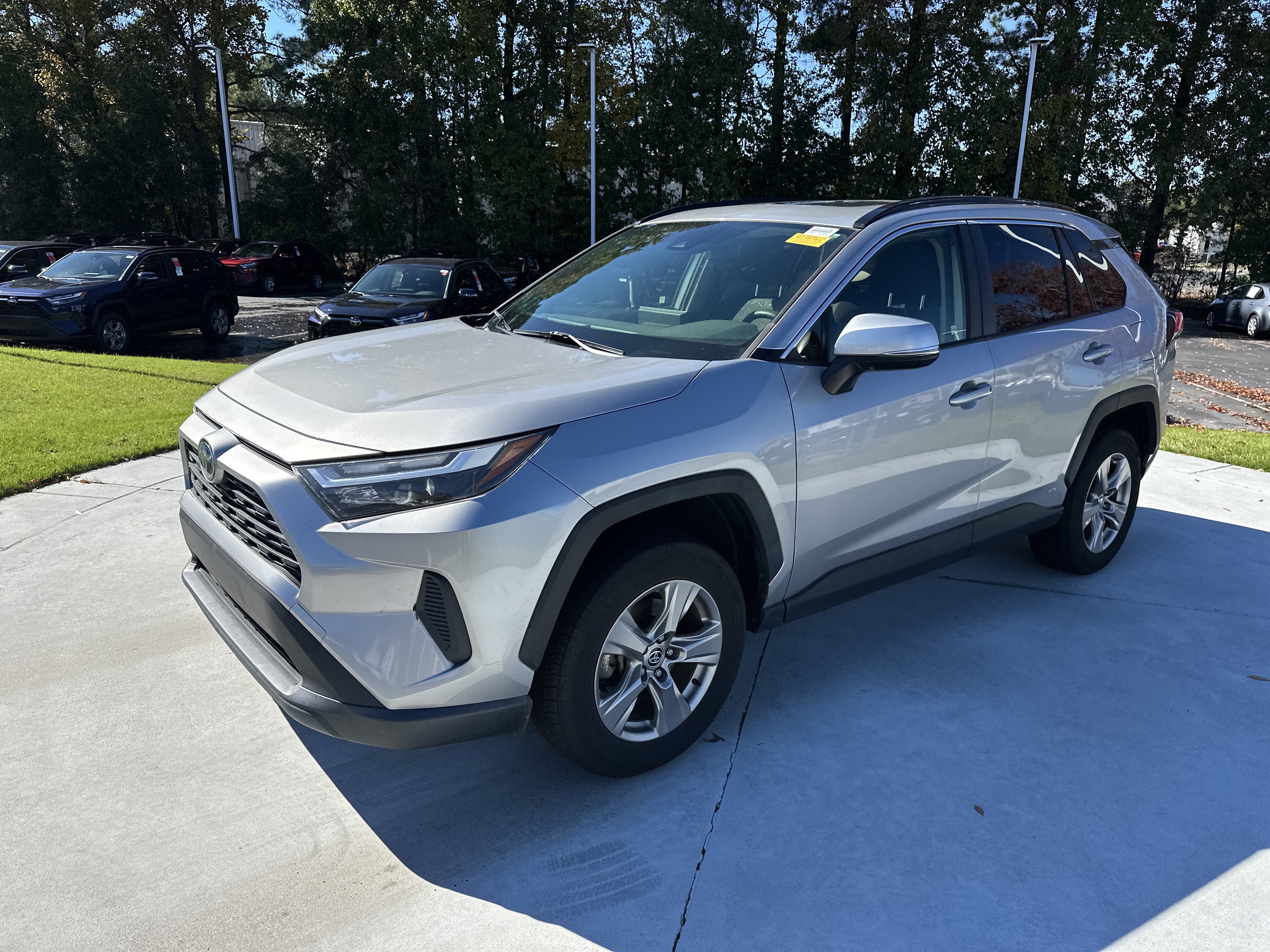 Certified 2022 Toyota RAV4 XLE image 5