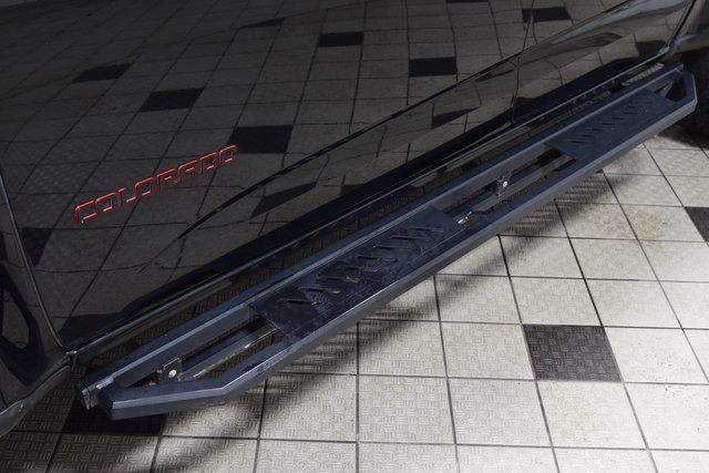 Used 2018 Chevrolet Colorado LT w/ Redline Special Edition image 29