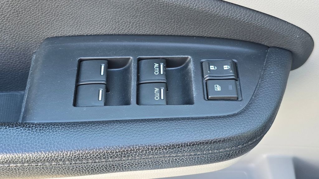Used 2017 Honda Pilot Elite image 65