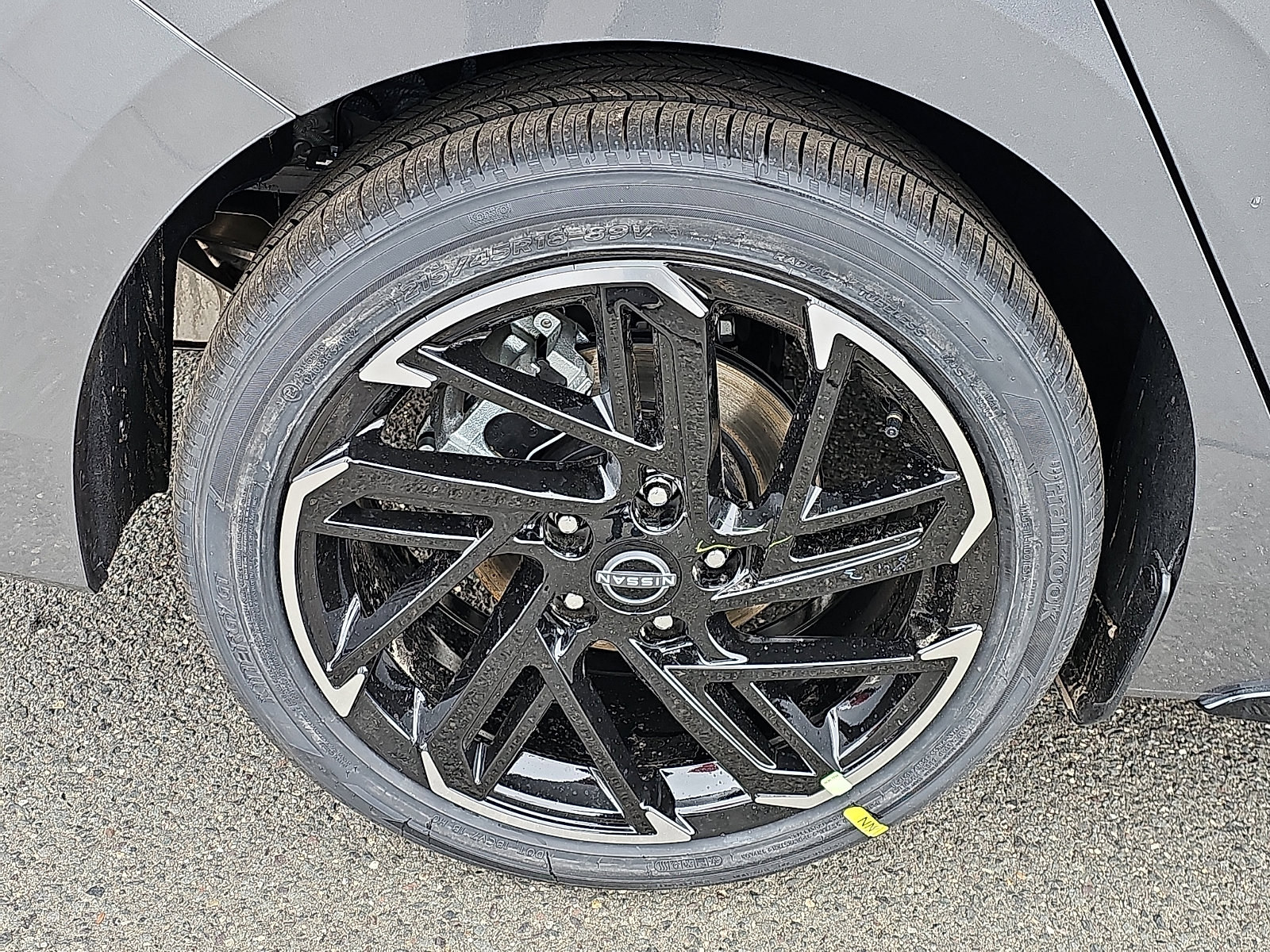 New 2026 Nissan Sentra SR w/ Floor Mat Package image 5