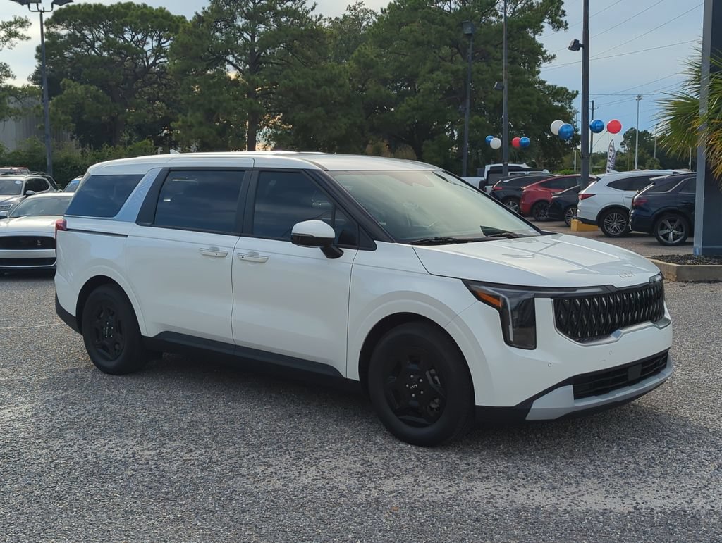 Used 2026 Kia Carnival FWD image 9