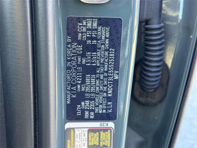 Used 2025 Kia Niro SX image 26