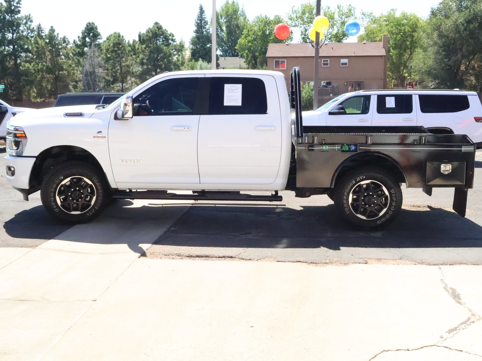 Used 2026 RAM 2500 Laramie AWD/4WD image 12