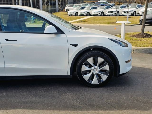 Used 2022 Tesla Model Y Long Range image 6