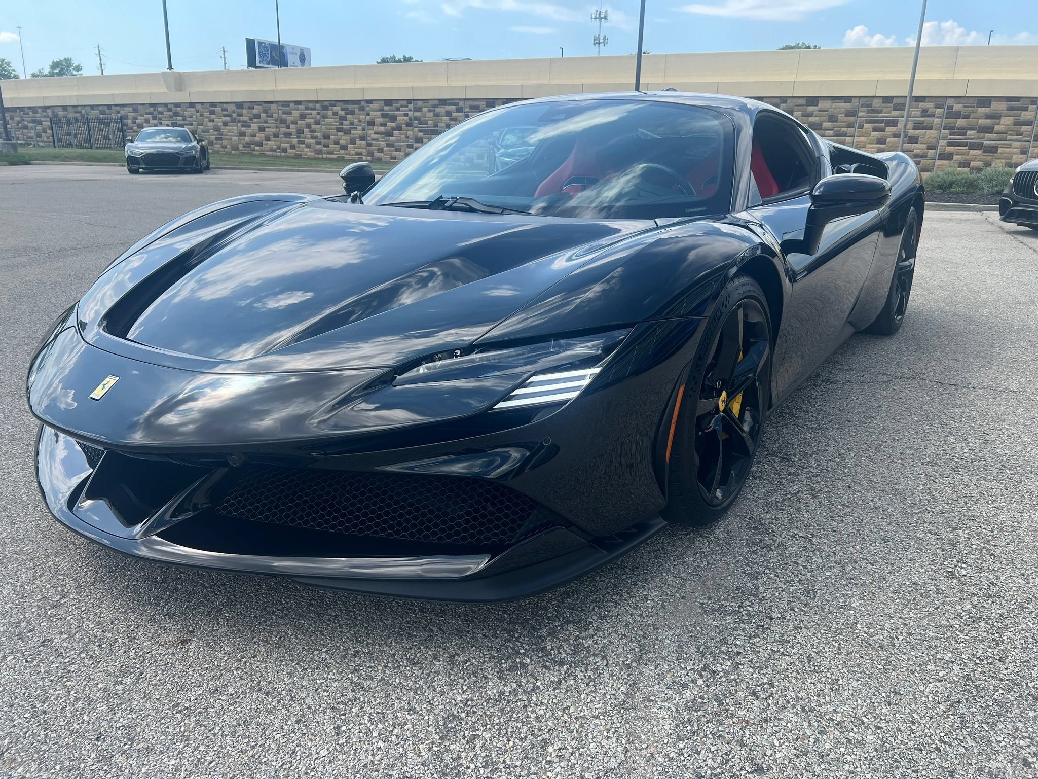 Used 2023 Ferrari SF90 Stradale AWD/4WD image 4