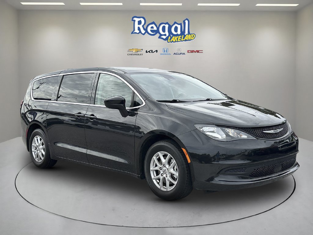 Used 2023 Chrysler Voyager LX