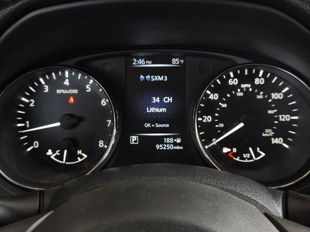 Used 2017 Nissan Rogue SL w/ SL Premium Package AWD/4WD image 29