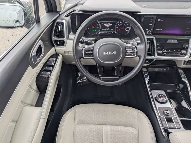 Used 2022 Kia Sorento SX image 17