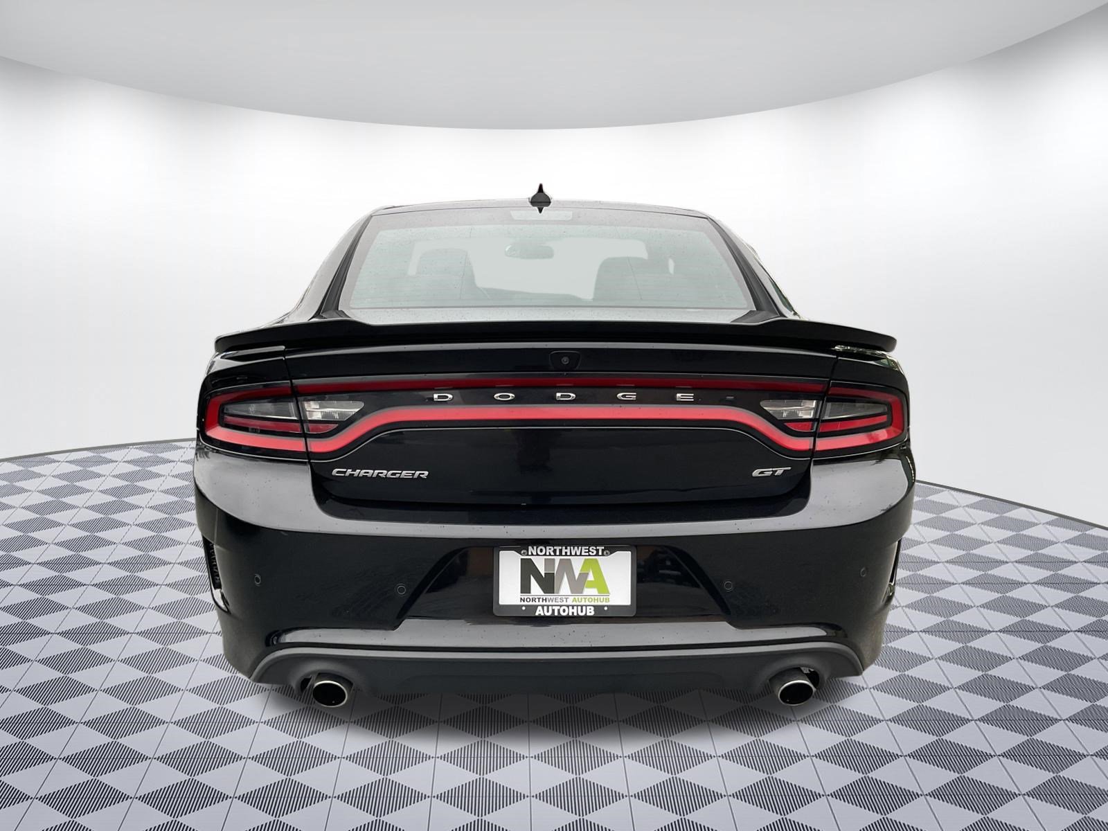 Used 2023 Dodge Charger GT RWD image 4