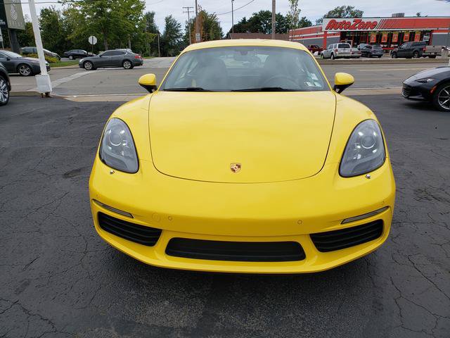 Used 2019 Porsche 718 Cayman RWD image 9