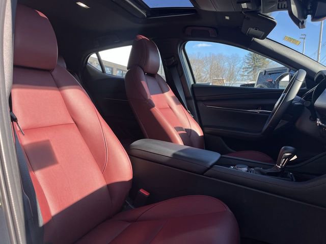 Certified 2025 MAZDA MAZDA3 Carbon w/ Appearance Package image 25