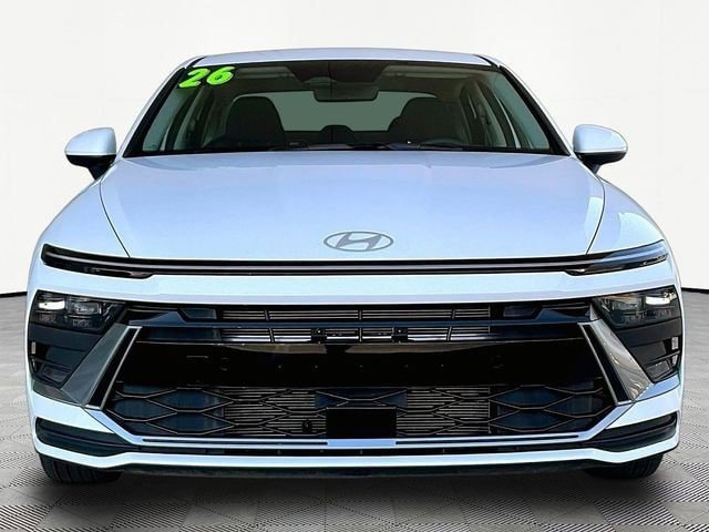 Used 2026 Hyundai Sonata SE FWD image 2