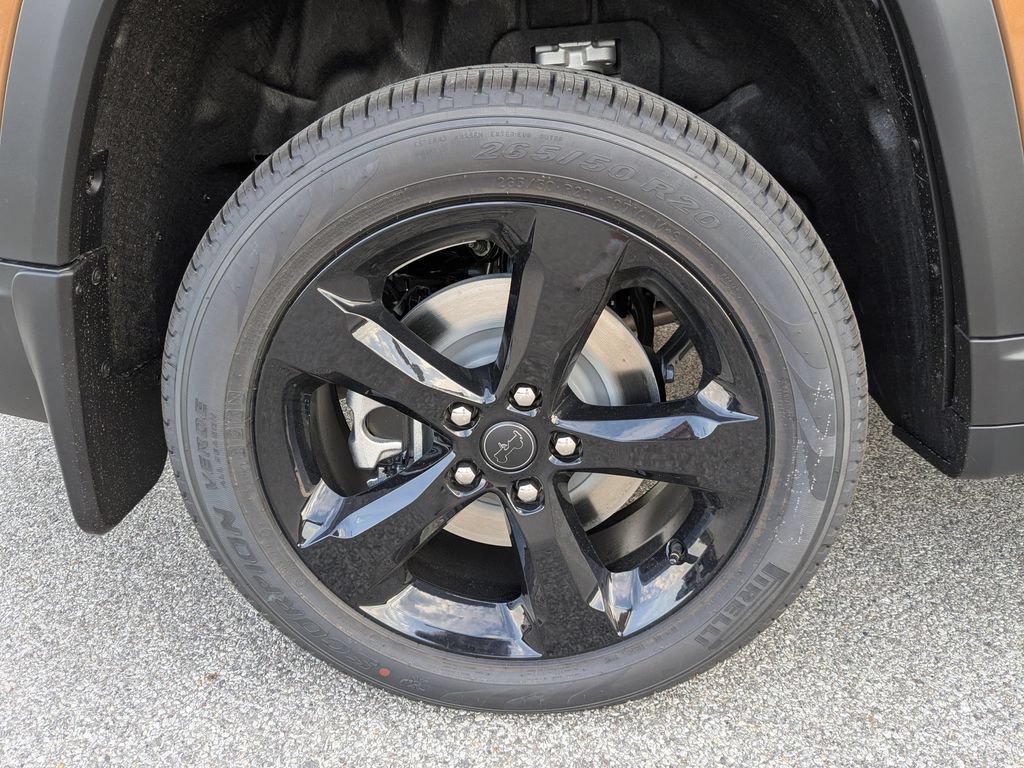 New 2027 Jeep Grand Cherokee L Limited AWD/4WD image 9