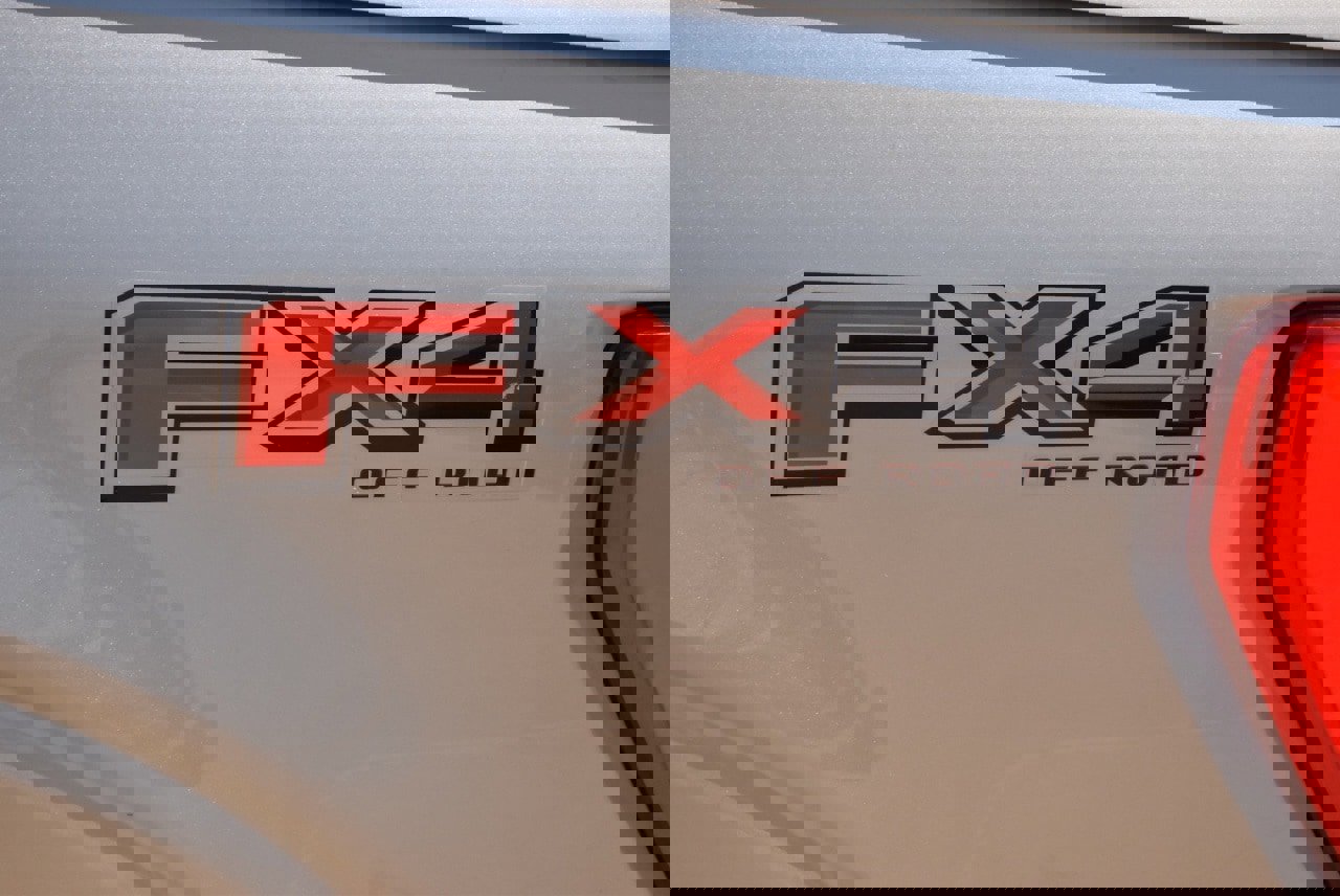 Certified 2022 Ford F150 Lariat w/ Equipment Group 502A High image 40