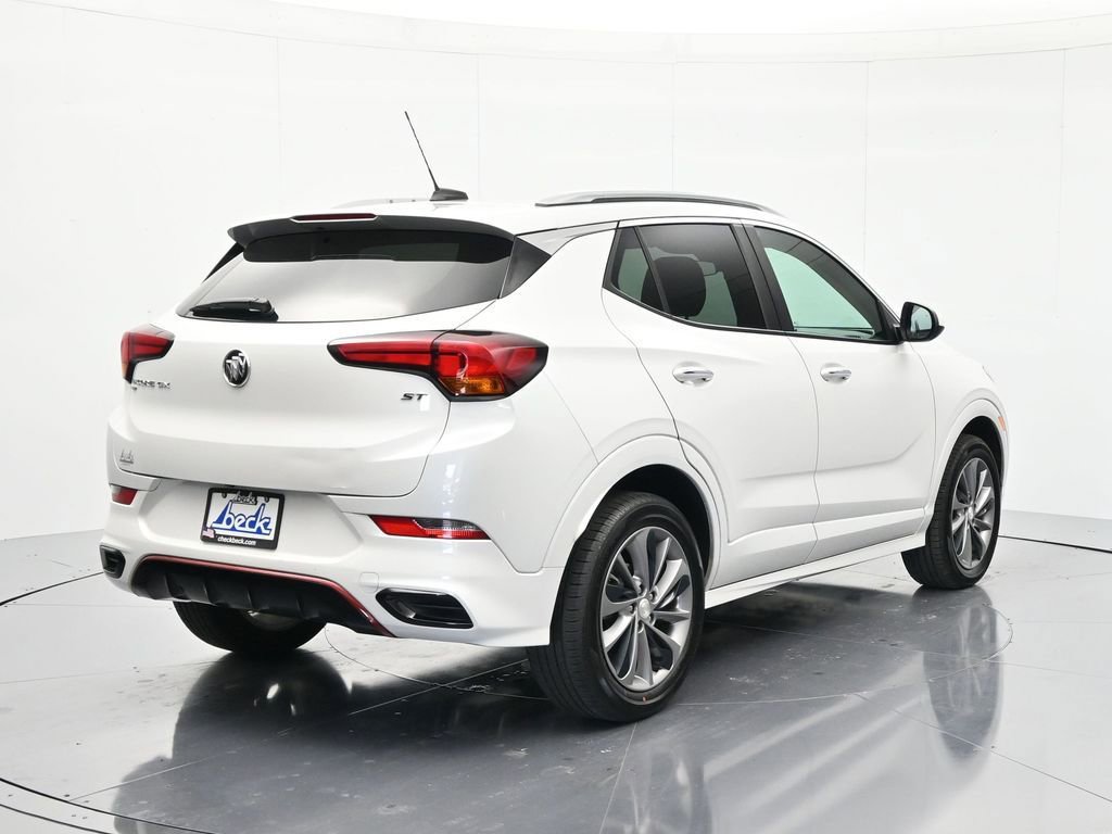 Used 2023 Buick Encore GX Select w/ Sport Touring Package AWD/4WD image 5