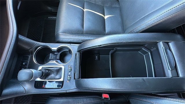 Used 2017 Toyota Highlander Limited image 15