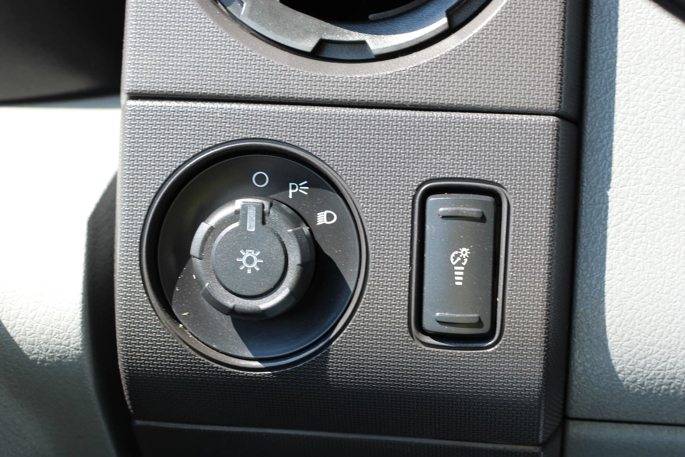 Used 2011 Ford F250 XL w/ Snow Plow Prep Pkg AWD/4WD image 15