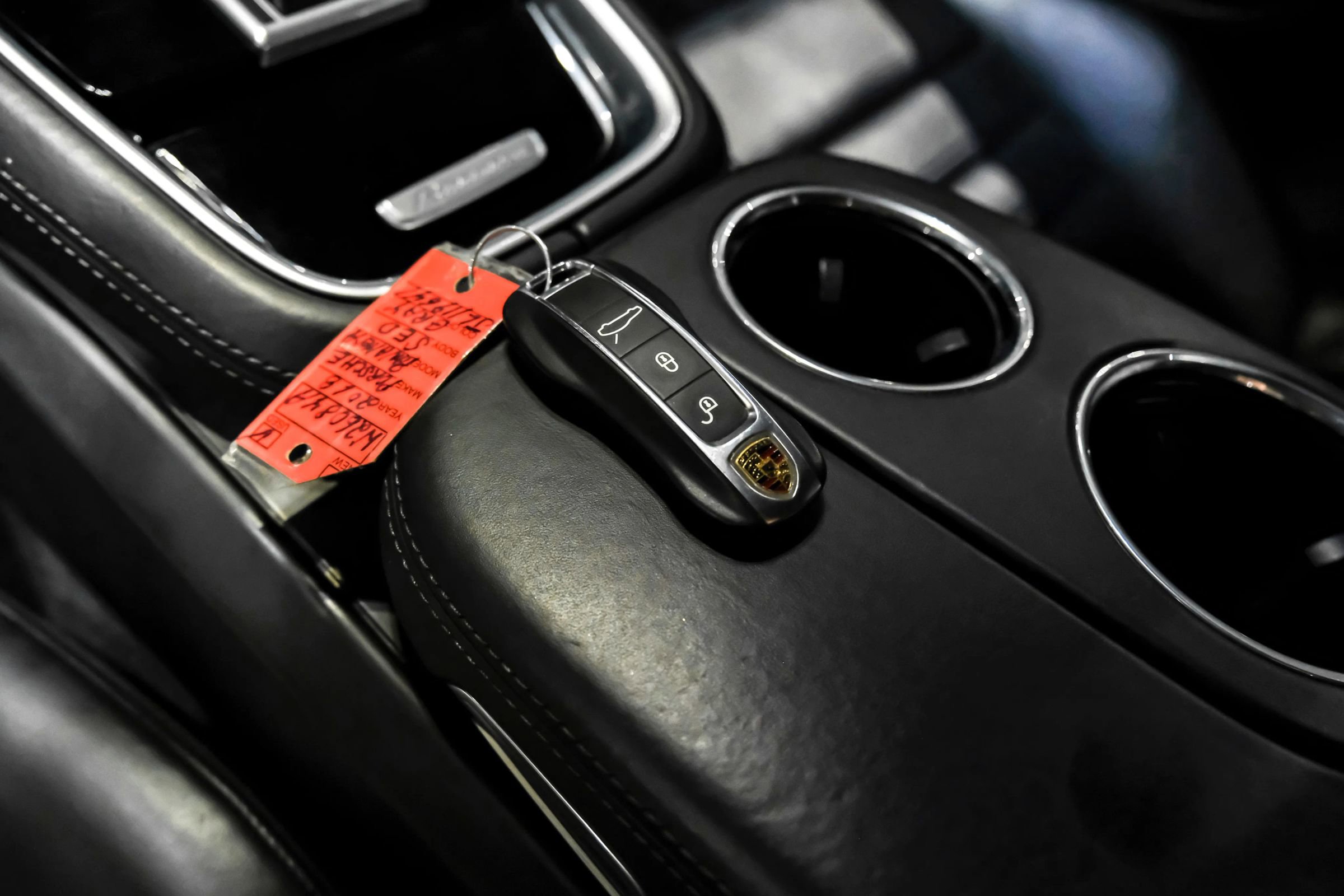 Used 2018 Porsche Panamera 4 AWD/4WD image 65