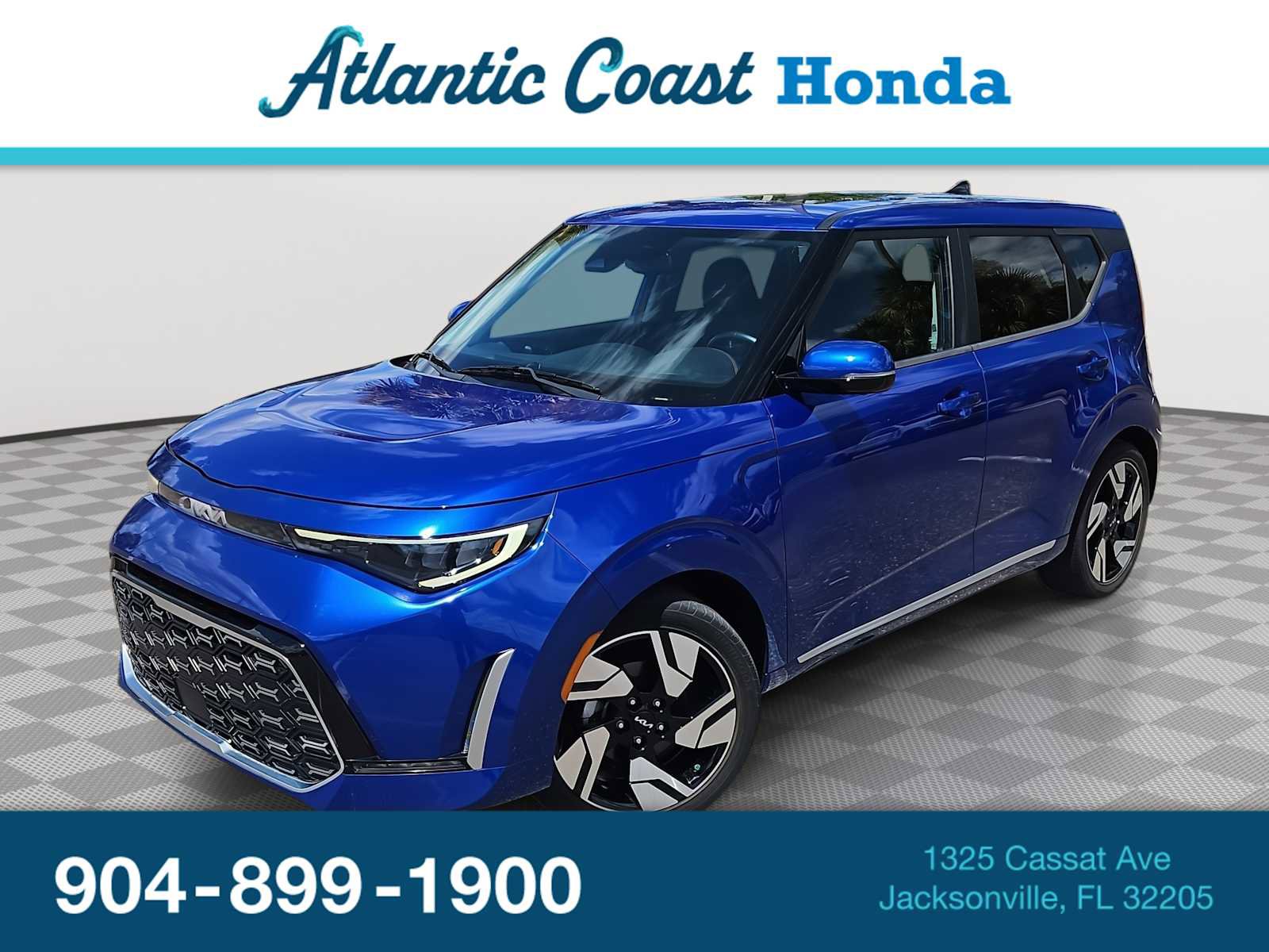 Used 2023 Kia Soul GT-Line w/ GT-Line Technology Package image 1