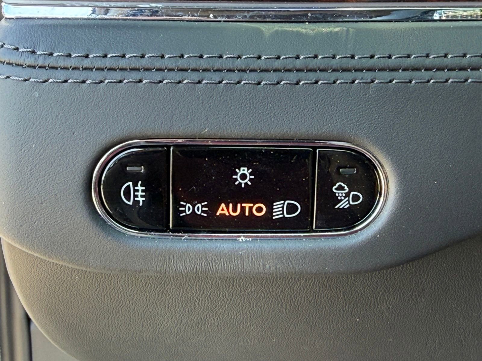 Used 2021 Bentley Continental GT AWD/4WD image 30