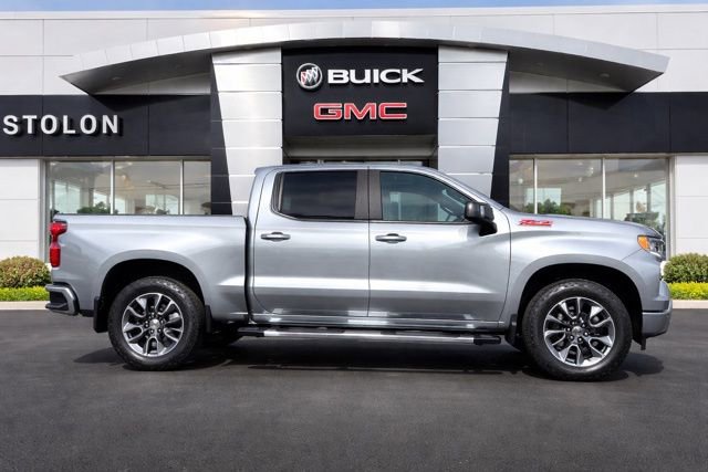 Used 2024 Chevrolet Silverado 1500 RST image 1