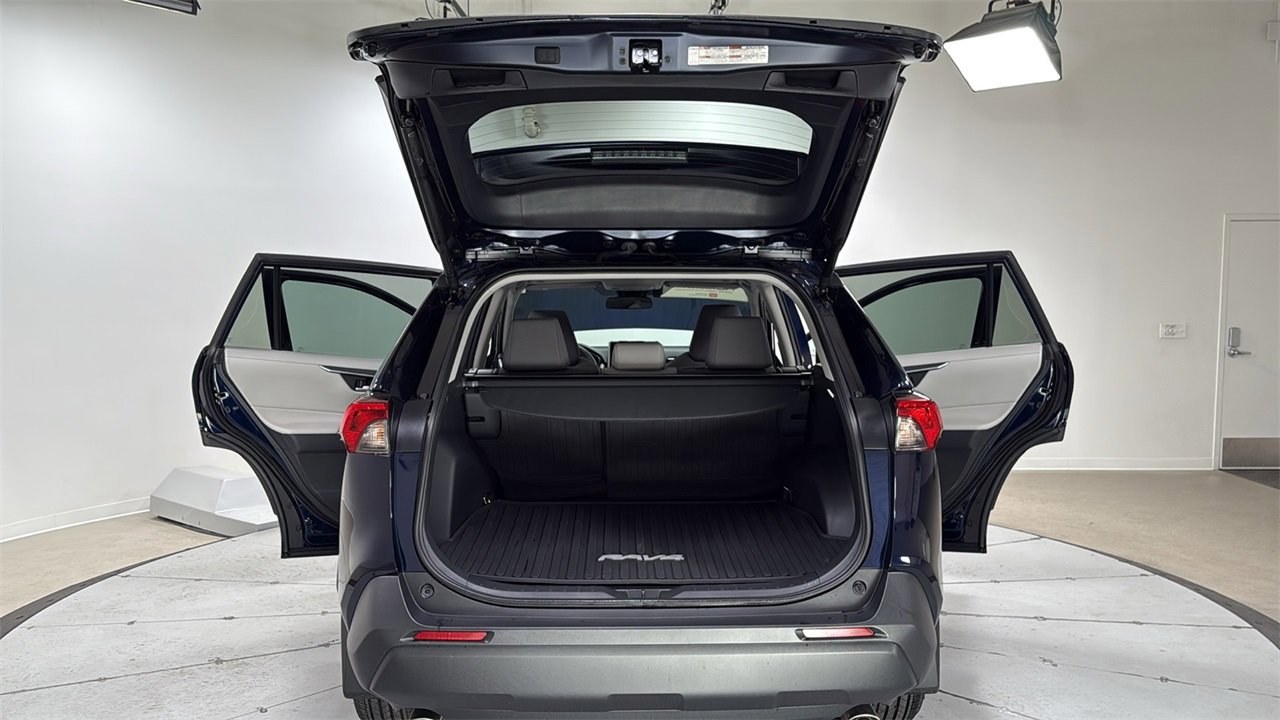 Certified 2025 Toyota RAV4 XLE image 16