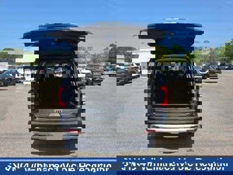 Used 2023 Ford Expedition Max Limited image 15