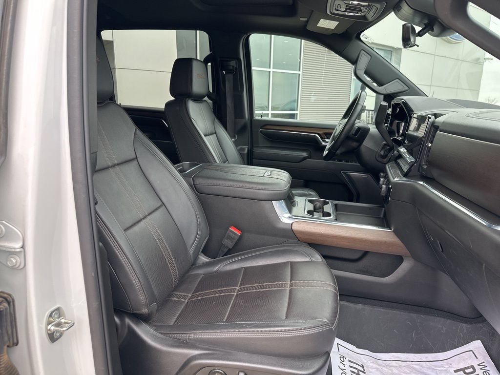 Used 2024 Chevrolet Silverado 2500 High Country w/ Technology Package AWD/4WD image 35