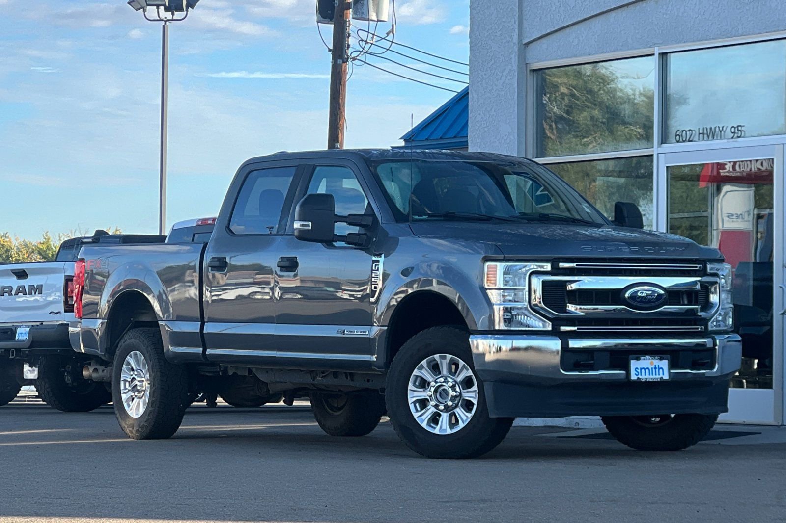 Used 2022 Ford F250 XLT w/ FX4 Off-Road Package image 2