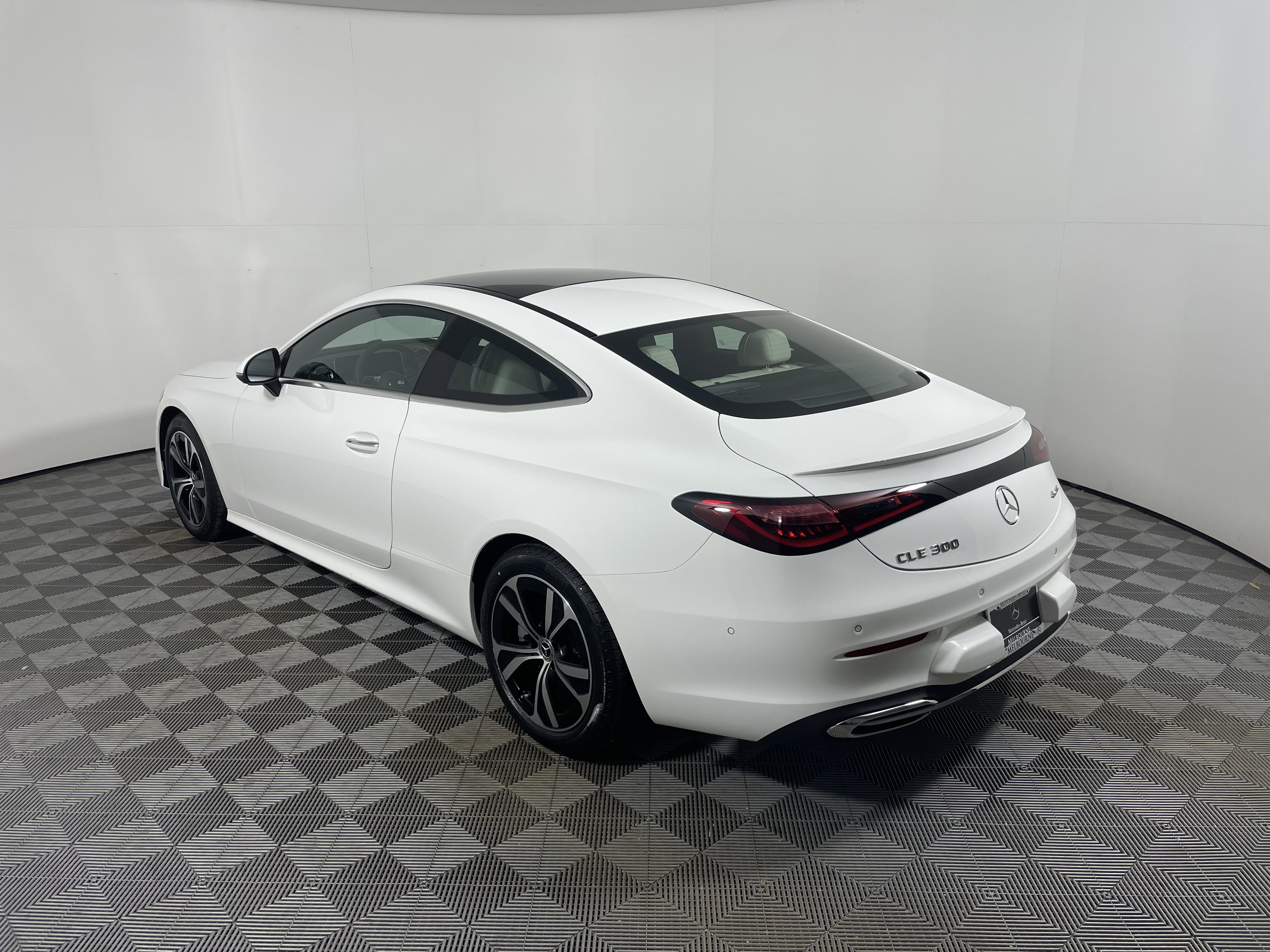 New 2026 Mercedes-Benz CLE 300 4MATIC Coupe image 3