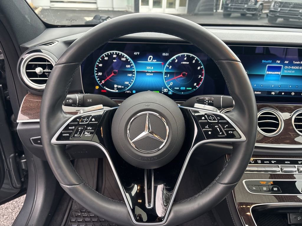 Used 2023 Mercedes-Benz E 450 4MATIC Sedan image 25
