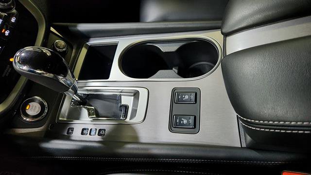 Certified 2024 Nissan Murano SV w/ SV Midnight Edition Package image 16