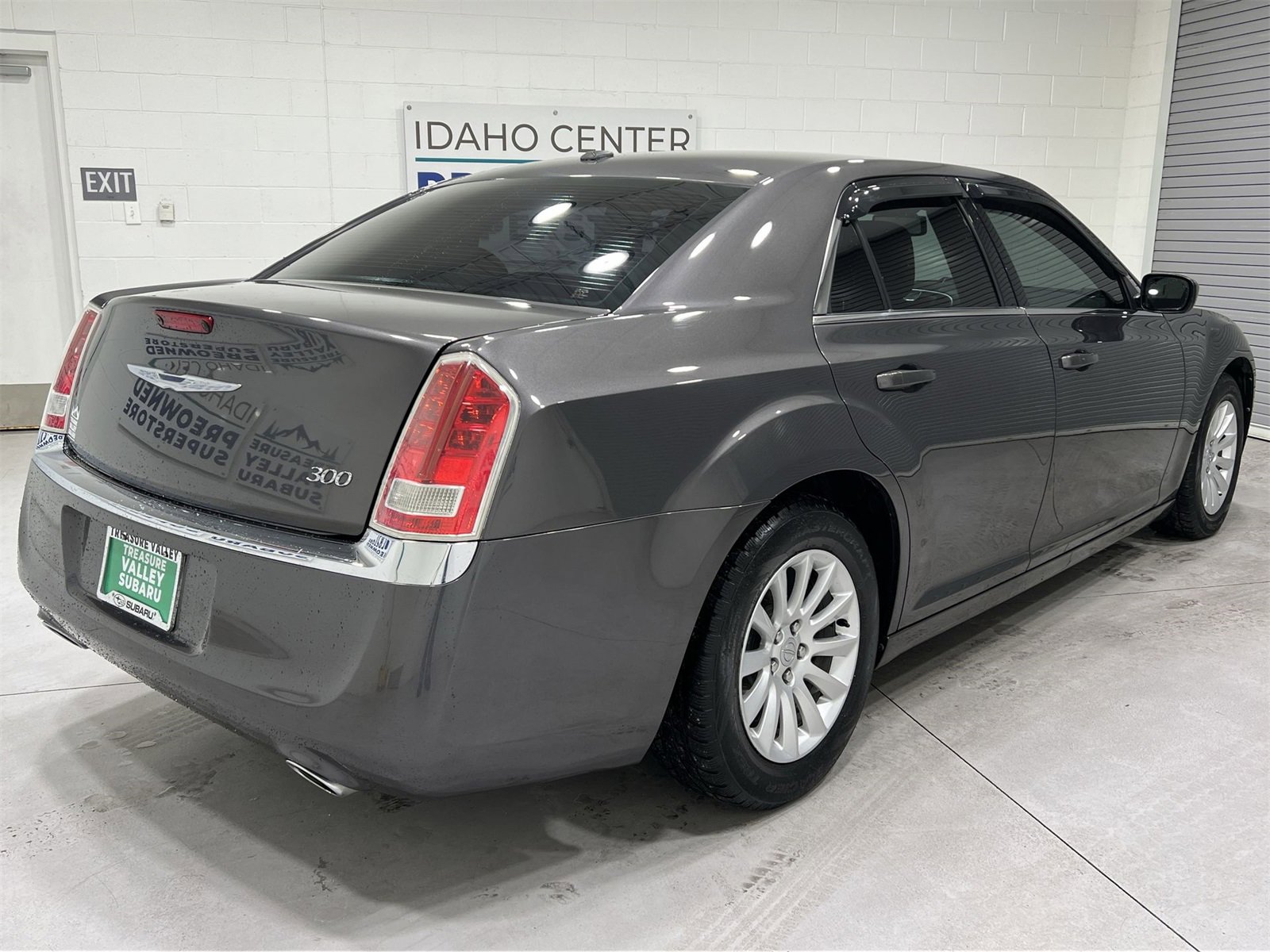 Used 2014 Chrysler 300 Base image 8
