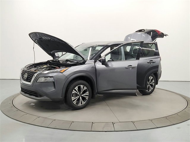Used 2021 Nissan Rogue SV image 11
