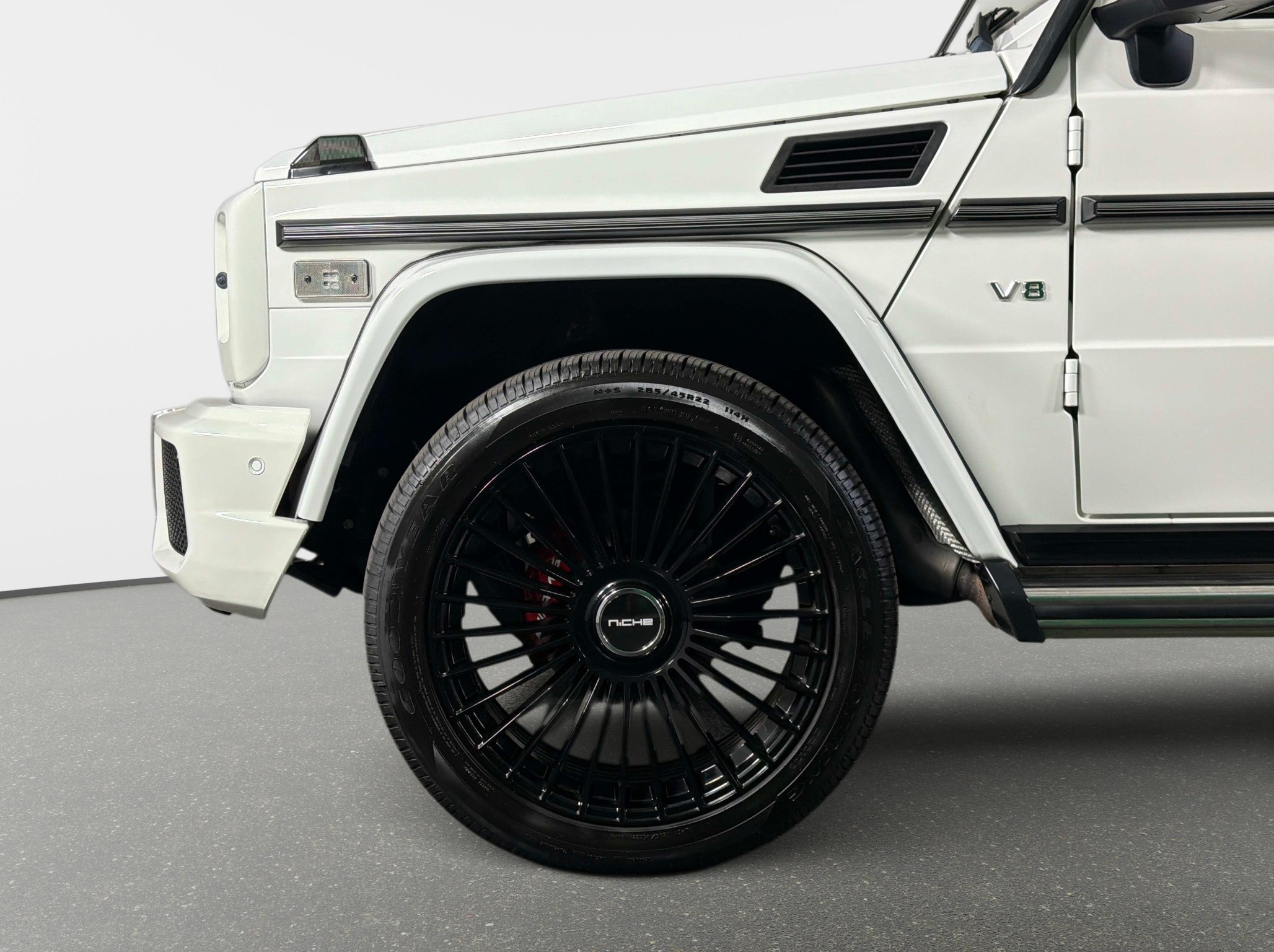 Used 2014 Mercedes-Benz G 550 image 13