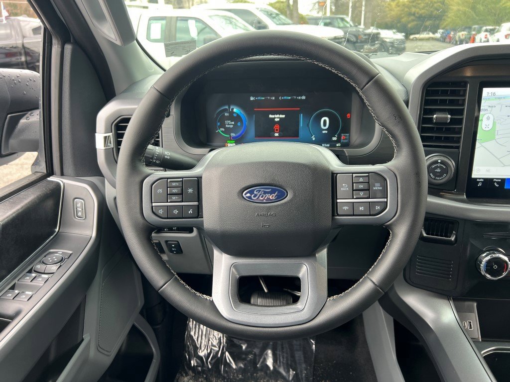 New 2025 Ford F150 Lightning XLT image 19