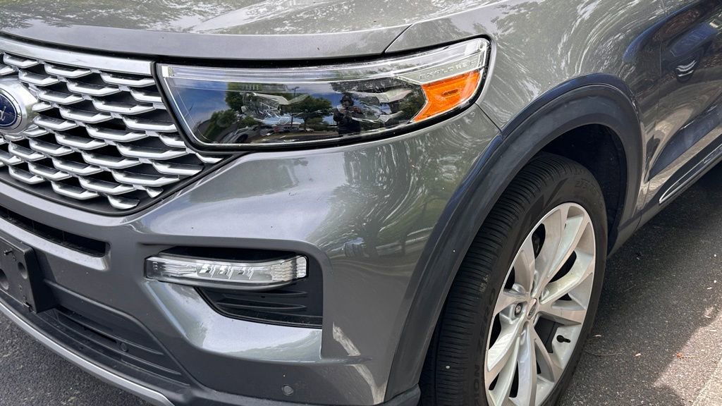 Used 2022 Ford Explorer Platinum w/ Equipment Group 601A image 11