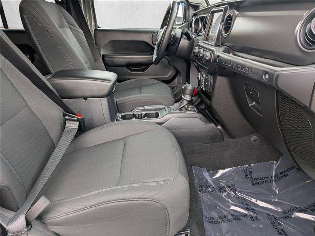 Used 2021 Jeep Wrangler Unlimited Sport image 19