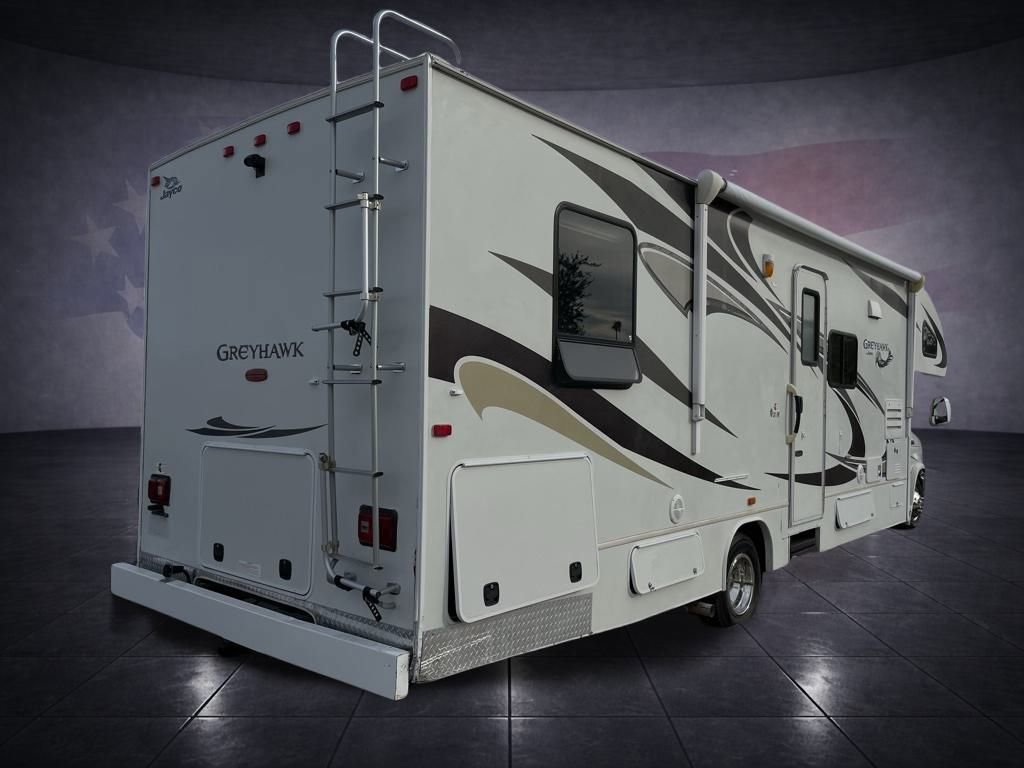 Used 2013 Ford E-450 and Econoline 450 Super Duty w/ Motorhome Prep Pkg RWD image 7