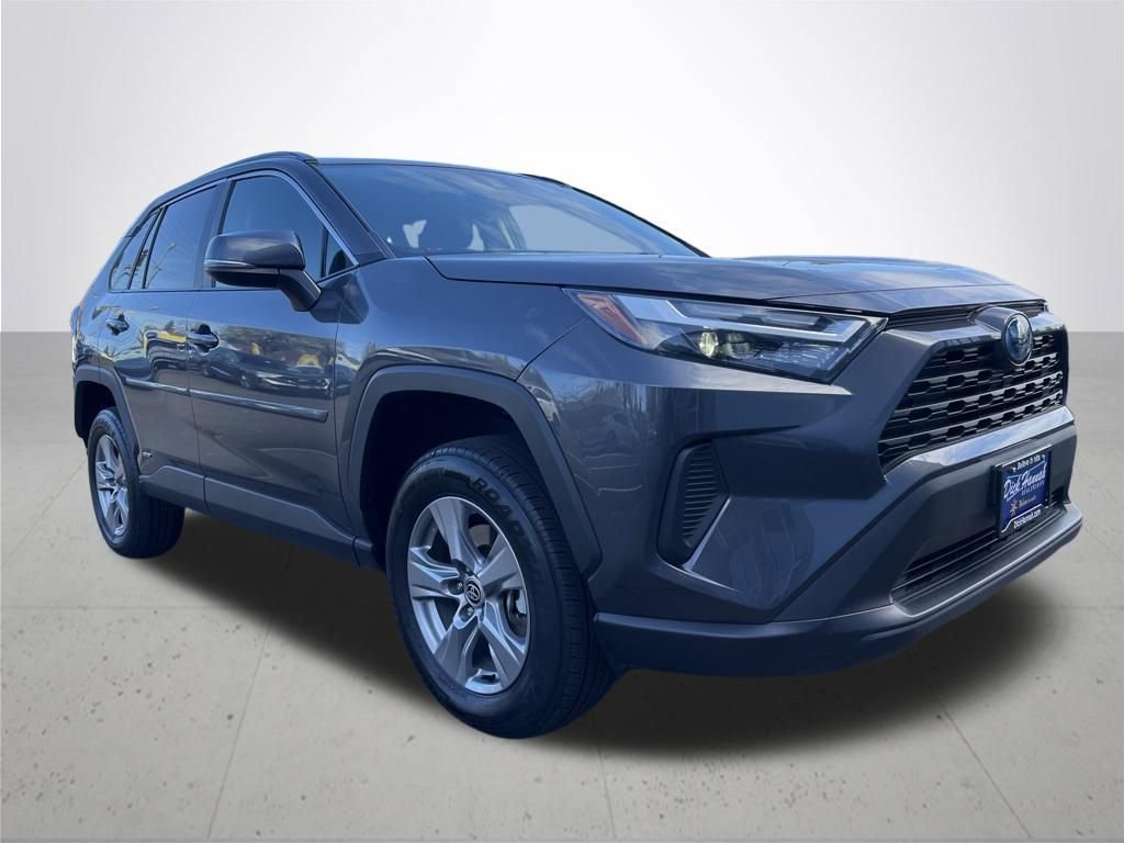 Used 2024 Toyota RAV4 LE image 3