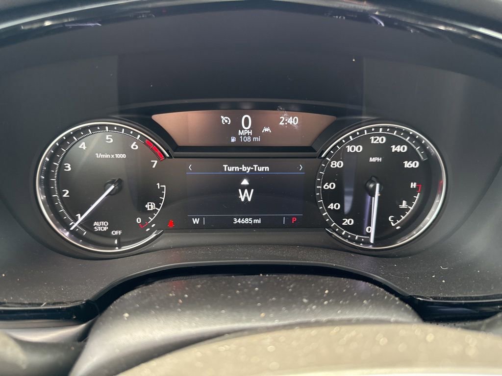 Used 2024 Cadillac XT5 Luxury FWD image 13
