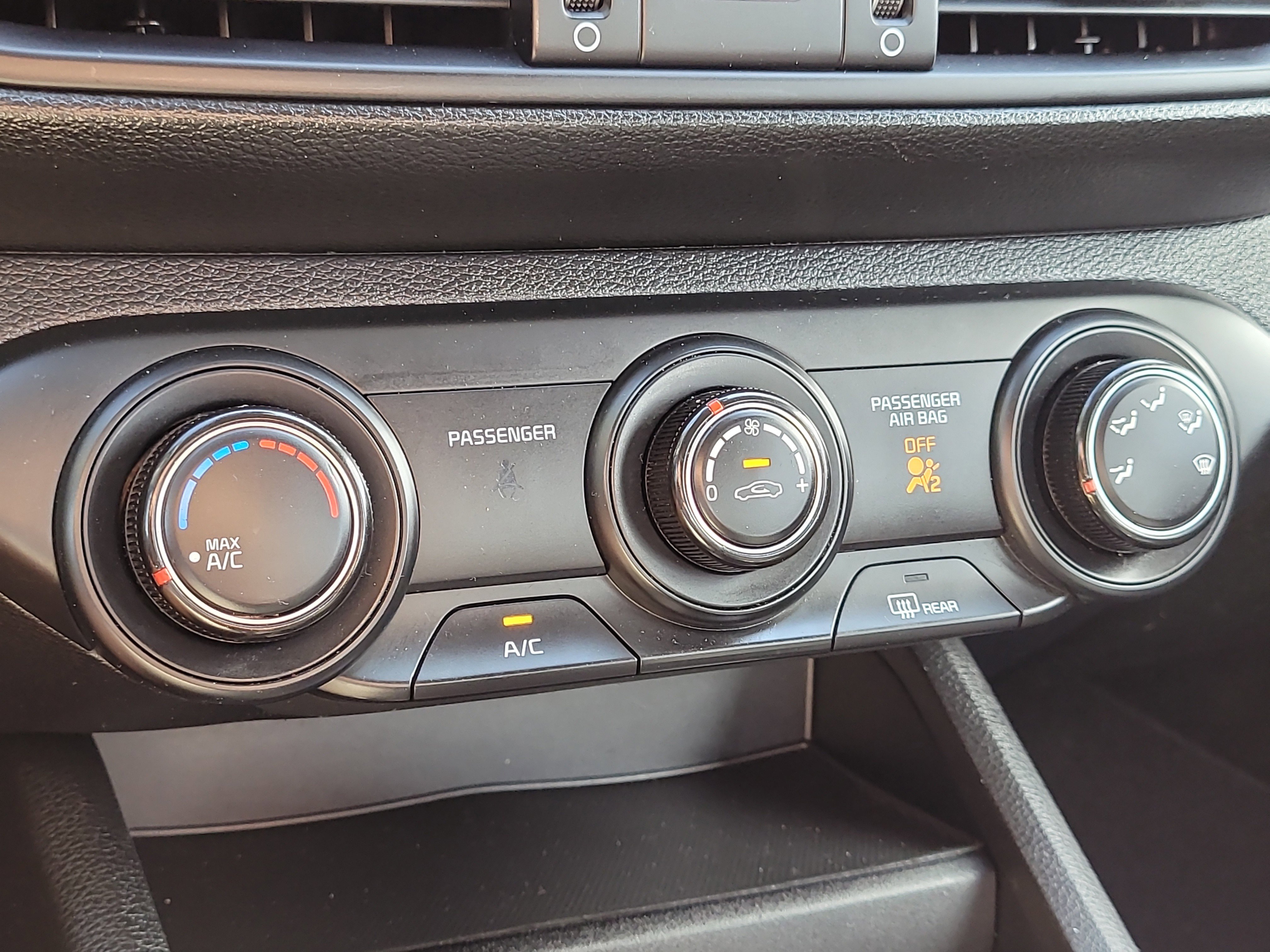 Used 2024 Kia Forte LXS image 22