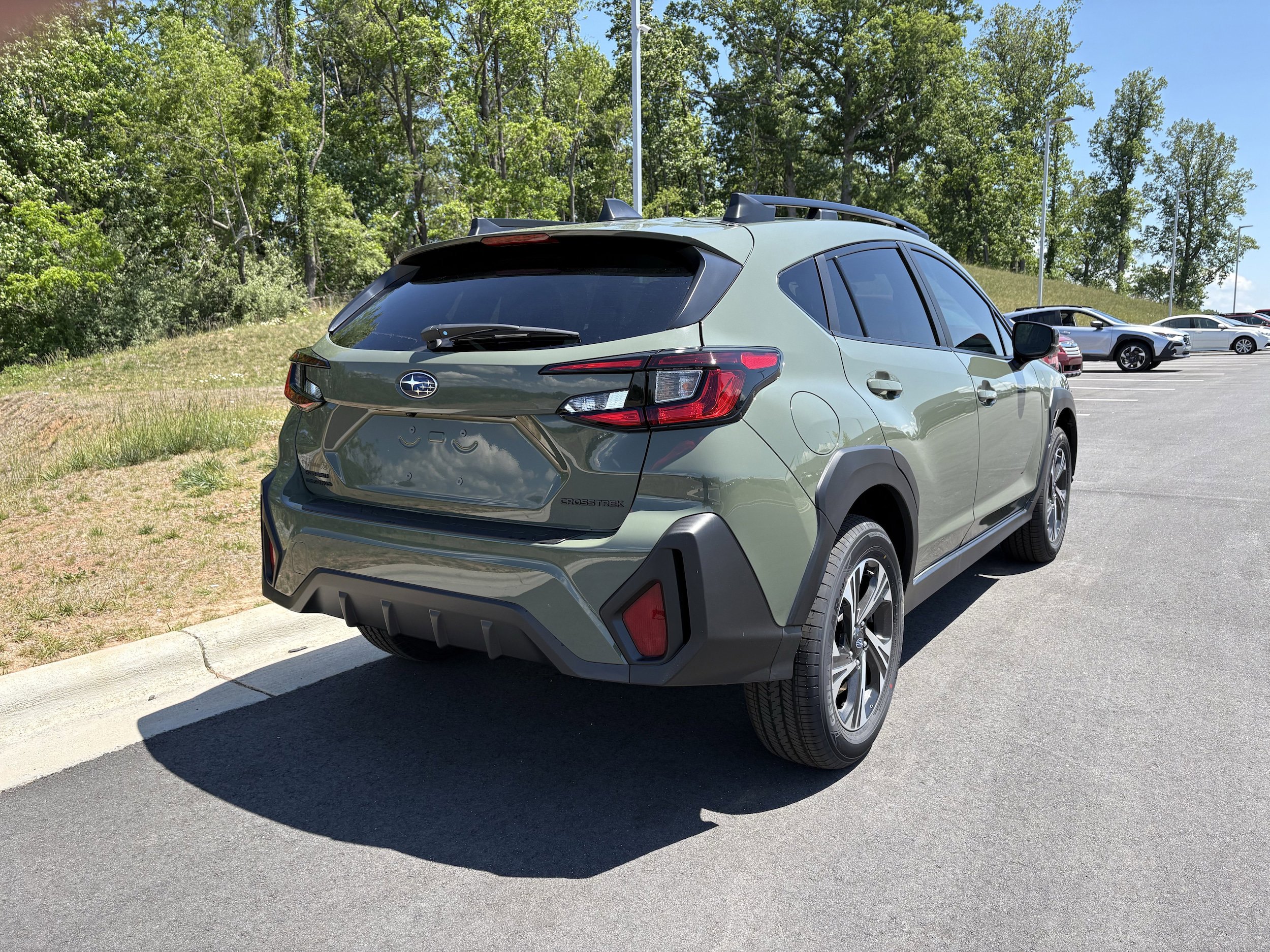 New 2026 Subaru Crosstrek 2.0i Premium AWD/4WD image 9