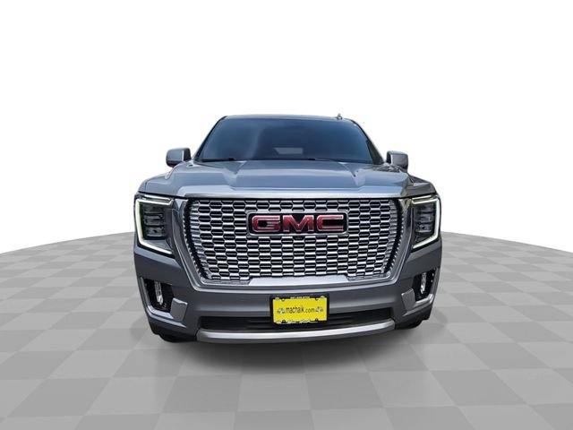 Used 2024 GMC Yukon Denali w/ Advanced Technology Package image 3