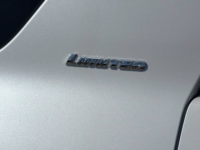 Used 2024 Toyota 4Runner Limited AWD/4WD image 43