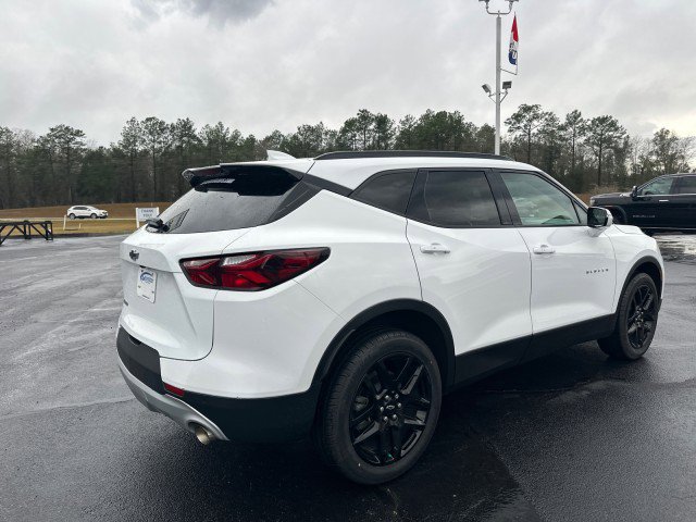Used 2022 Chevrolet Blazer LT image 3