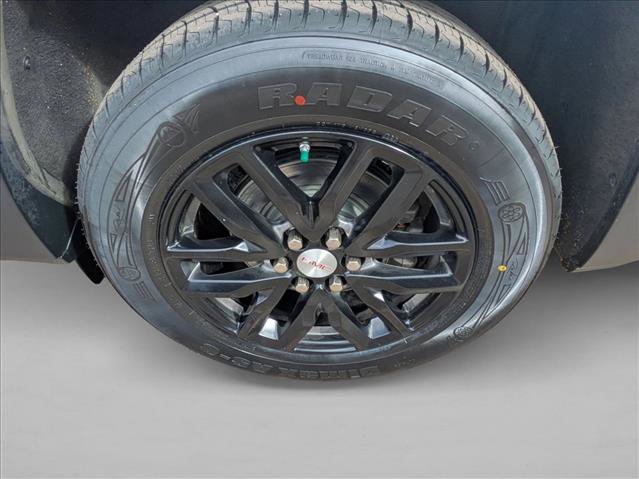 Used 2018 GMC Acadia SLT image 8