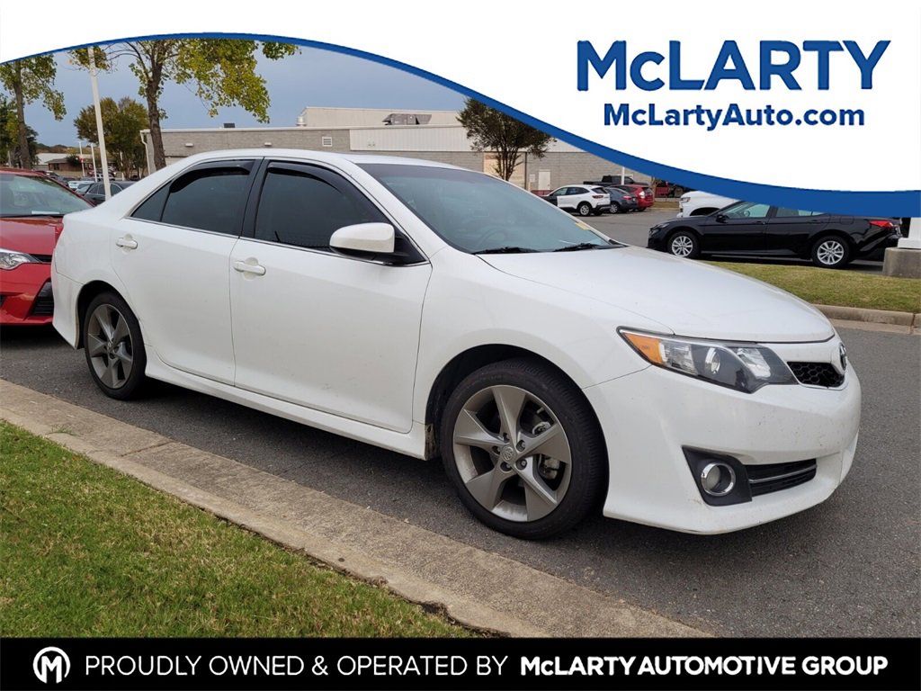 Used 2014 Toyota Camry SE